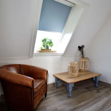 Villa Luxurious With Private Garden In
