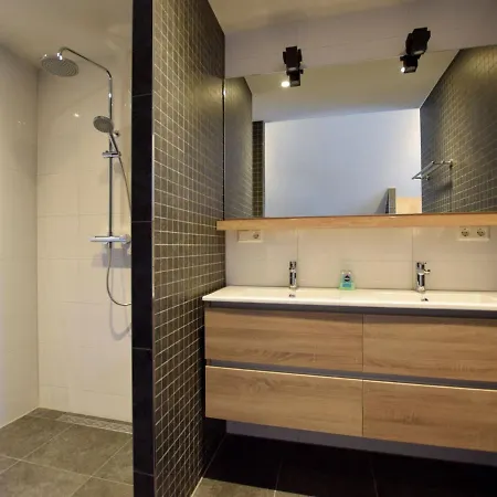 Luxurious With Private Garden In *